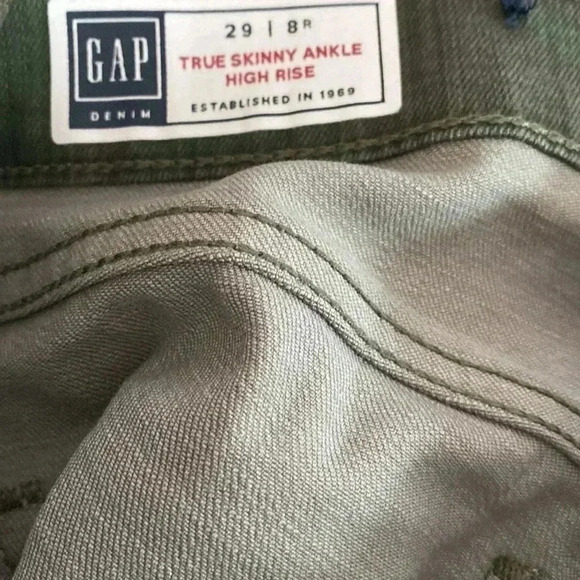 NWOT! Gap Womans True SKINNY Ankle HIGH RISE Jeans sz29 CAMO Denim Army Green 8 - Picture 2 of 9